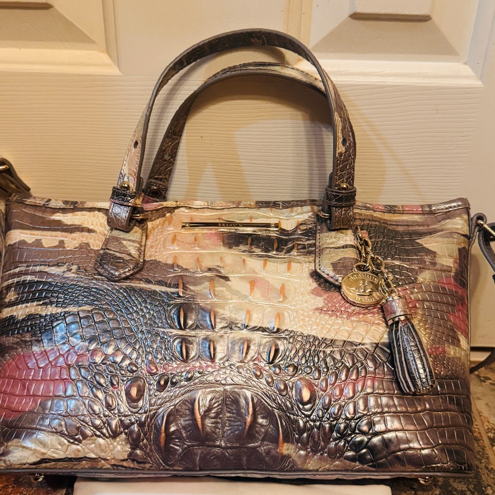 RARE COLOR! Brahmin Genuine Leather Croc Embossed Mini Asher in Muse Melbourne! - Picture 2 of 16